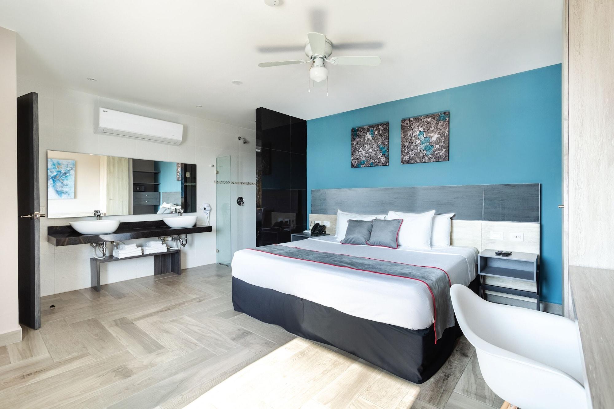 Bfh Attraction Deluxe Hotel Playa del Carmen Exterior photo
