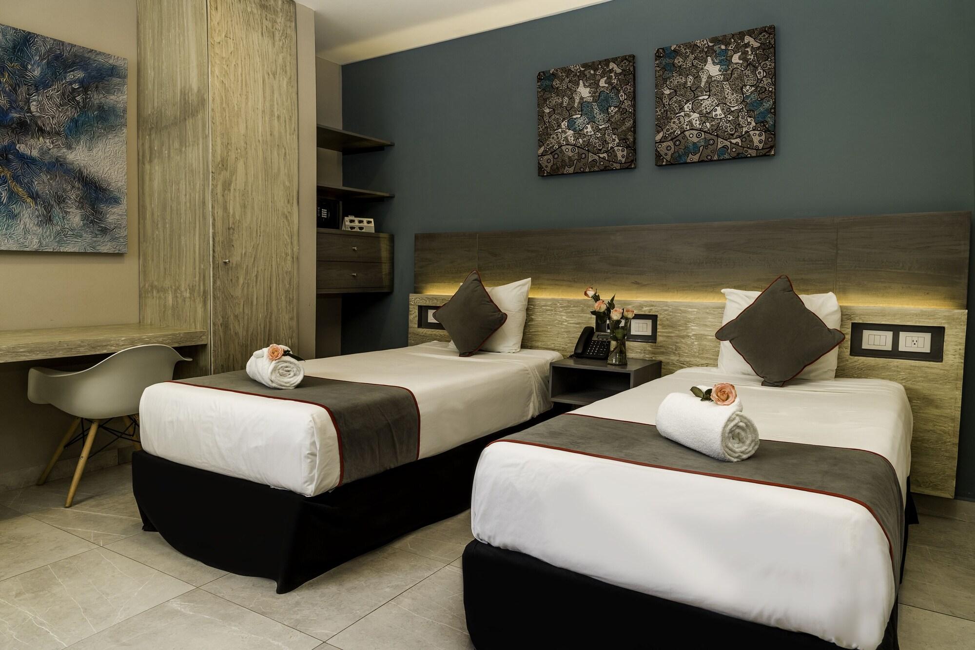 Bfh Attraction Deluxe Hotel Playa del Carmen Exterior photo