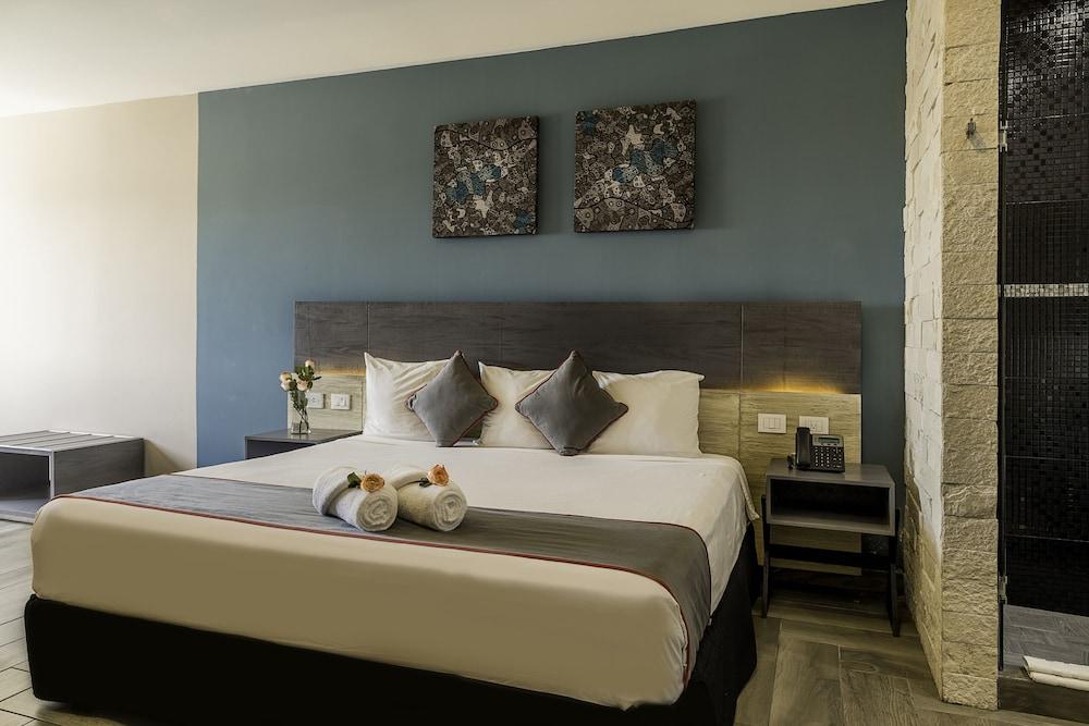 Bfh Attraction Deluxe Hotel Playa del Carmen Exterior photo