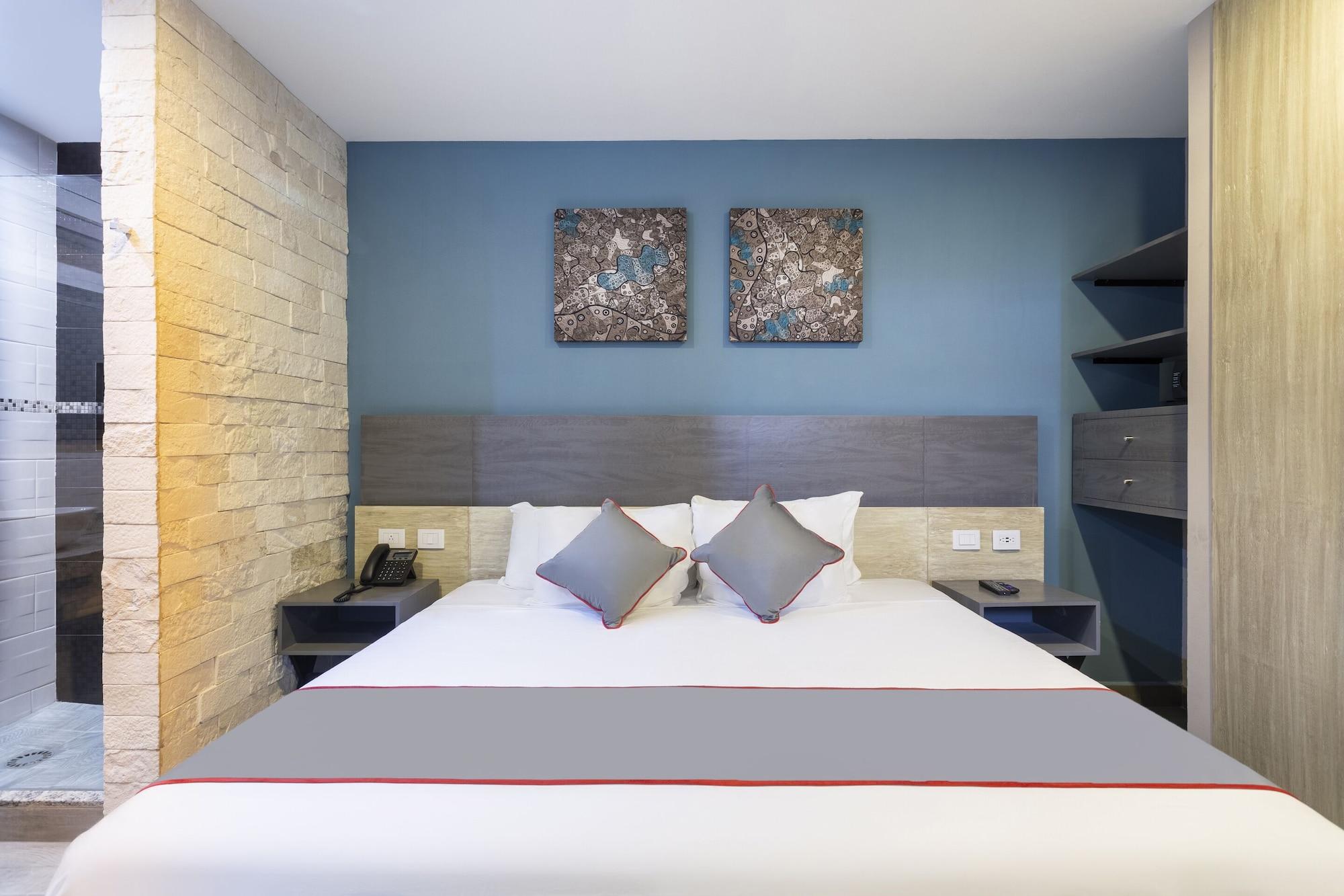 Bfh Attraction Deluxe Hotel Playa del Carmen Exterior photo
