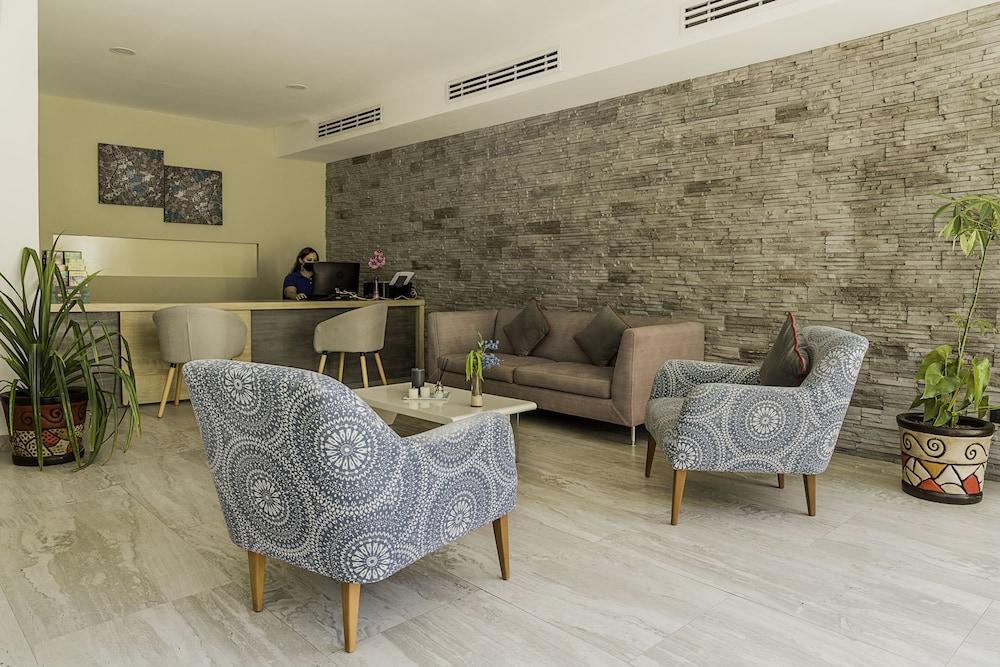 Bfh Attraction Deluxe Hotel Playa del Carmen Exterior photo