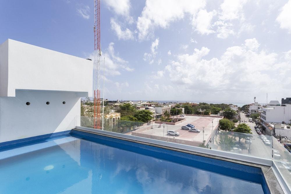 Bfh Attraction Deluxe Hotel Playa del Carmen Exterior photo