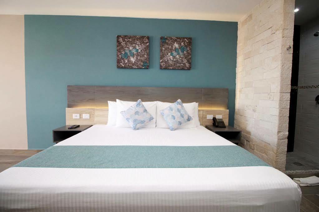Bfh Attraction Deluxe Hotel Playa del Carmen Exterior photo